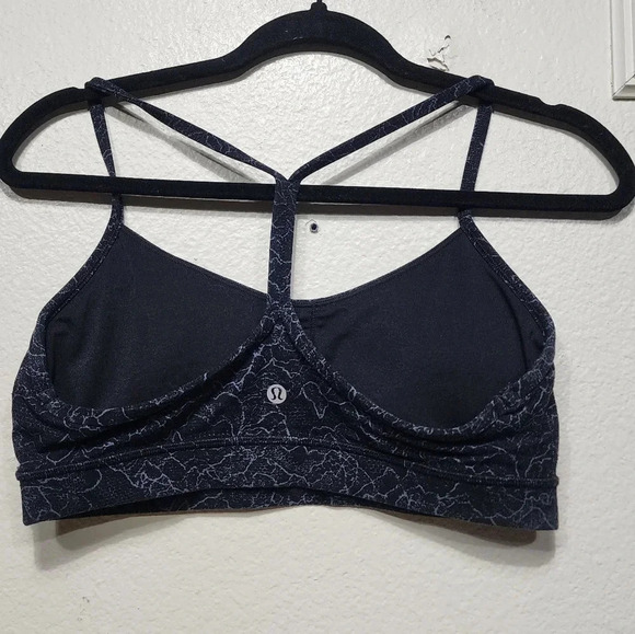 Lululemon Flow Y Bra *Nulu Sport Bra Size 10 Outdoors Gym Athletic Running - Picture 5 of 8